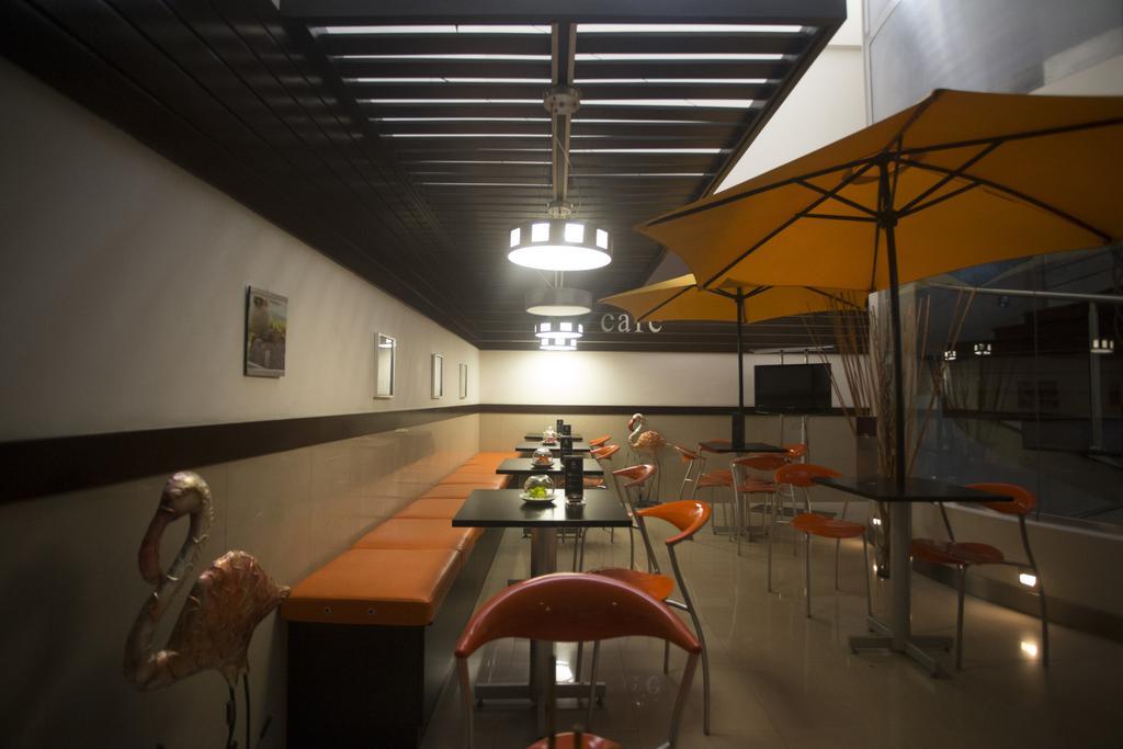 Hotel Ginebra Lima Buitenkant foto