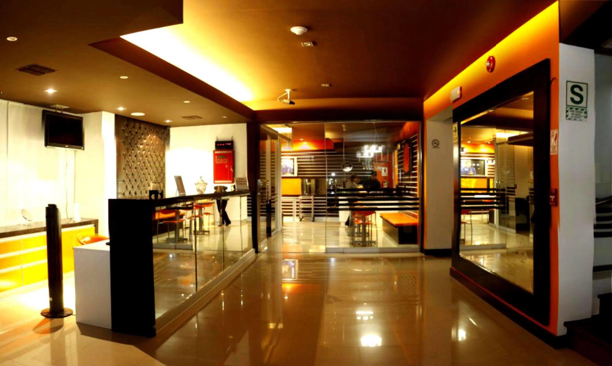 Hotel Ginebra Lima Buitenkant foto